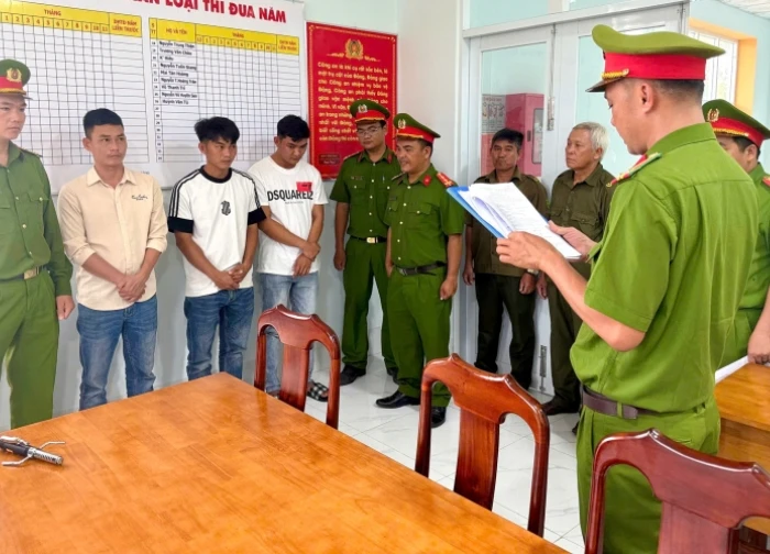 Bắt tạm giam 3 đối tượng gây rối trật tự công cộng