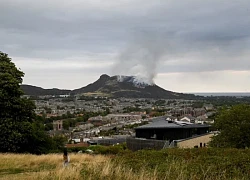 Cháy lớn tại Scotland (Anh) giữa mùa lễ hội