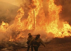 Cháy rừng lan rộng ở California