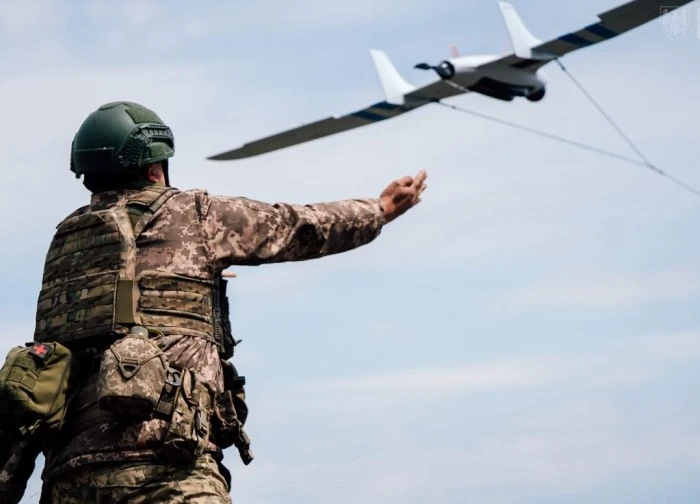UAV Ukraine tấn công sâu 2.000km vào lãnh thổ Nga gây hư hại nhà máy lọc dầu Lukoil