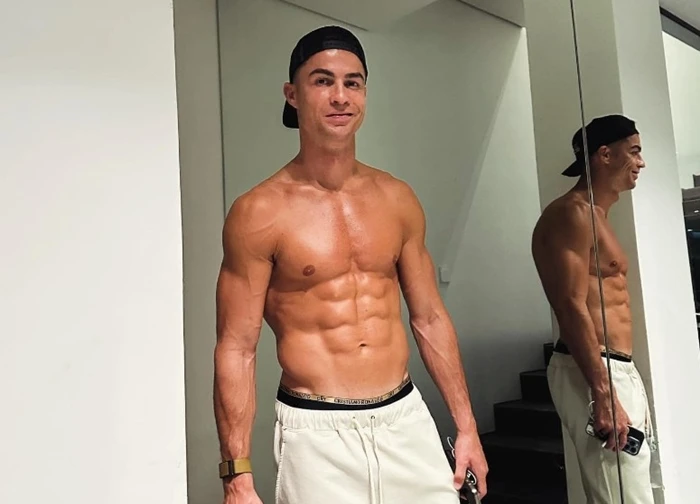 Ronaldo là siêu sao duy nhất nói "không" với hình xăm, lý do khiến cả thế giới nể phục