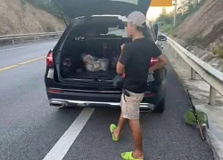 Tài xế Mercedes đỗ xe trên cao tốc để... đi câu cá