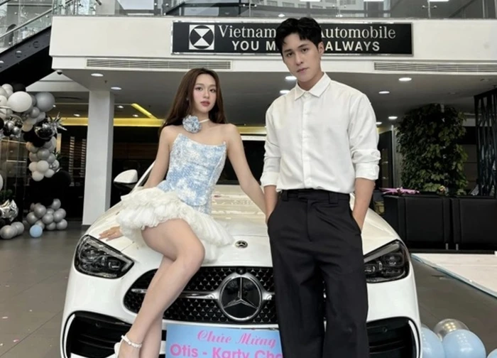 Tiểu thư Điện Biên bị đồn chia tay, nghi vấn "đòi" lại Mẹc hơn 2 tỷ tặng bạn trai