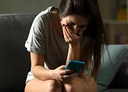 Bạn thân nhờ trông hộ điện thoại, tôi tò mò mở thử và ước mình chưa từng nhập 6 số ấy