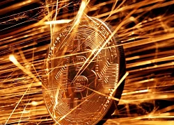 Bitcoin xô đổ kỷ lục 124.000 USD