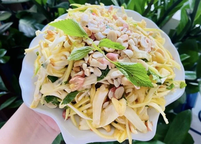 Bộ phận này của mít nhiều người toàn bỏ đi, ai ngờ làm thành gỏi ngon tuyệt, thanh mát ngày hè