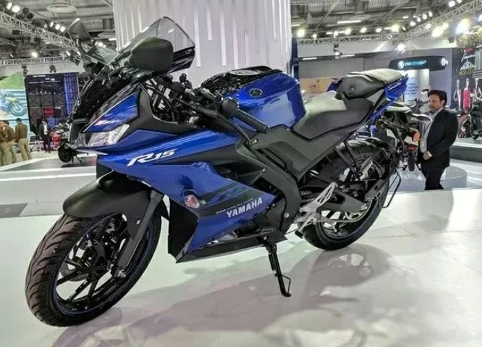 Cập nhật bảng giá xe Yamaha YZF-R15 mới nhất tháng 8/2025