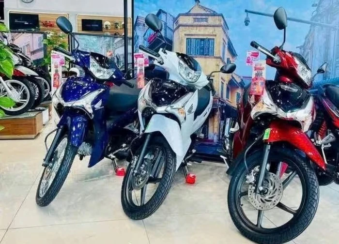 Giá xe số Honda Future FI 125cc nửa cuối tháng 8/2025, chênh 3 triệu đồng