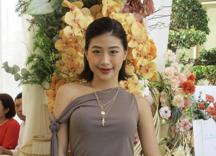 Louis Phạm bị bạn trai Việt kiều giẫm váy, "vồ ếch" trên sân khấu, "đàng trai" thẳng lưng bỏ đi gây tranh cãi