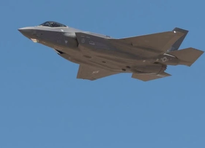 Mỹ thử nghiệm cặp "song sát" mới, F-35 gia tăng uy lực công phá