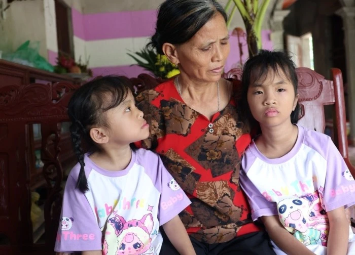 Người mẹ kể lại chuyện 'chuộc' 50 triệu đồng để đưa thi thể con dâu về nhà