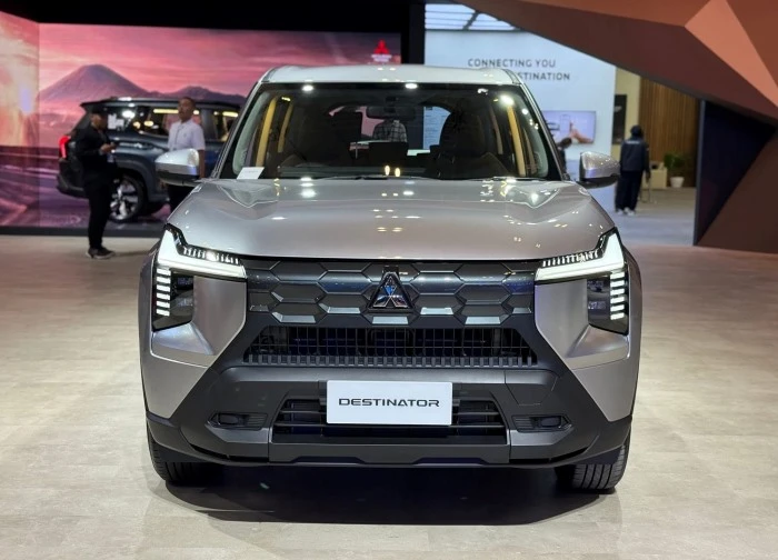 Cận cảnh Mitsubishi Destinator thay thế Outlander có gì đặc biệt?