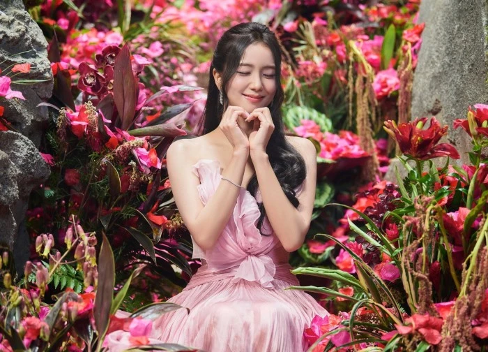 Tổ đội sáng tạo chất nhất Vbiz làm MV cho Jisoo (BLACKPINK), Việt Nam vươn mình chính là đây!