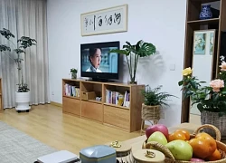 Một cặp vợ chồng quyết bỏ sofa trong phòng khách 30m vì muốn nhà là nơi thư giãn thật sự