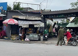 Người đàn ông bất ngờ khóa cửa, ném chai xăng vào phòng trọ đốt 2 người bên trong