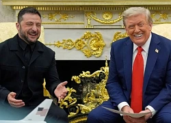 Trang phục của ông Zelensky tại Nhà Trắng lại được bàn tán