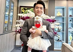 "Bố đơn thân nghìn tỷ" nhà bầu Hiển phong độ đón sinh nhật, visual tổng tài "bỉm sữa" gây sốt