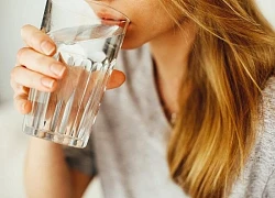 Điều gì xảy ra với cơ thể khi uống ít nước