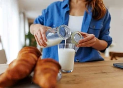 7 sai lầm khi tin rằng sữa tươi bổ hơn sữa tiệt trùng