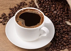 Ai không nên uống cà phê đen?
