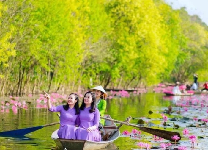 Hà Nội: Phá thế "mùa vụ" của du lịch Hương Sơn
