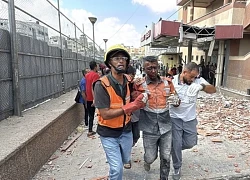 Israel nêu lý do tập kích kép vào bệnh viện ở Gaza