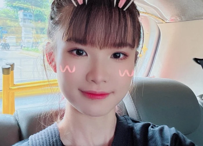 Khởi My đính chính