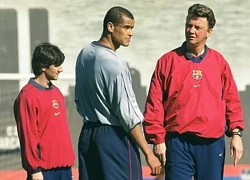 Rivaldo và Van Gaal: Từ thầy trò hóa thù địch