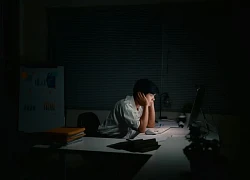 Tự hào khoe nhân viên tăng ca đến 23h, công ty bị dân mạng "ném đá"