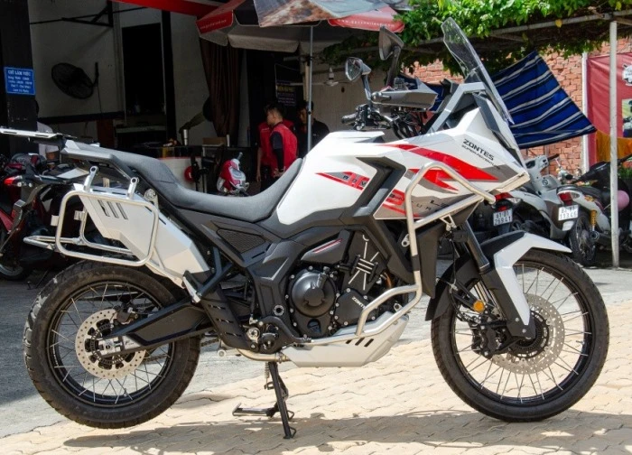 Cận cảnh Zontes 703F - môtô việt dã Trung Quốc giá 168 triệu đồng