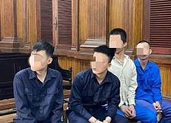 Dấu lặng bao phủ một phiên tòa