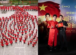 Khối học sinh "ra quân": Các trường học đu trend "phủ đỏ" theo bản hit 6,5 tỷ view, nhìn mới thấy hoà bình đẹp thế nào!