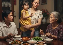 Thấy cháu gắp miếng đùi gà, mẹ chồng nói một câu khiến tôi bế con về nhà mẹ đẻ