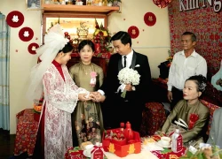 Cô dâu An Giang tổ chức đám cưới giống mẹ 30 năm trước, quan khách khen nức nở
