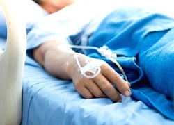 Cụ ông 86 tuổi nhập viện cấp cứu sau khi uống viên thuốc hàng xóm cho