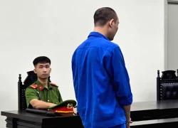 Ghen tuông khi đọc tin nhắn, chồng trút "mưa dao" vào vợ rồi tự sát