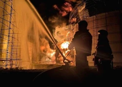 Lý do Tổng thống Trump lo ngại khi Ukraine tấn công cơ sở lọc dầu của Nga