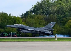 NATO ra tuyên bố cứng rắn, gấp rút đưa khí tài tới Baltic; Nga lập tức đáp trả