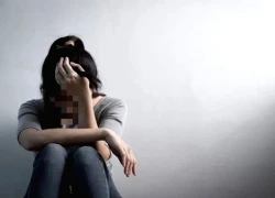 Tận tụy chăm mẹ chồng nằm viện, tôi rơi nước mắt cay đắng trước câu nói của bà với người lạ