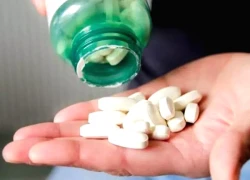 Tăng nguy cơ nhiễm trùng ruột khi uống thuốc trị ợ nóng kéo dài