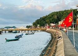 Bình minh ở đảo Hải Tặc