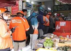 Cảnh 'chưa từng thấy' ở quán chay TPHCM ngày cận Rằm tháng 7
