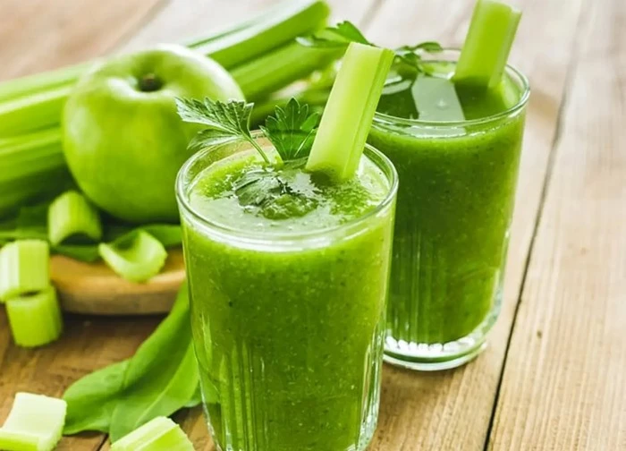 Những kiểu ăn cần tây âm thầm gây hại sức khỏe, nhất là thận