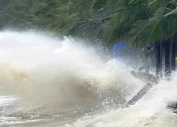 Tin mới nhất về vùng áp thấp trên Biển Đông, khả năng mạnh lên thành ATNĐ