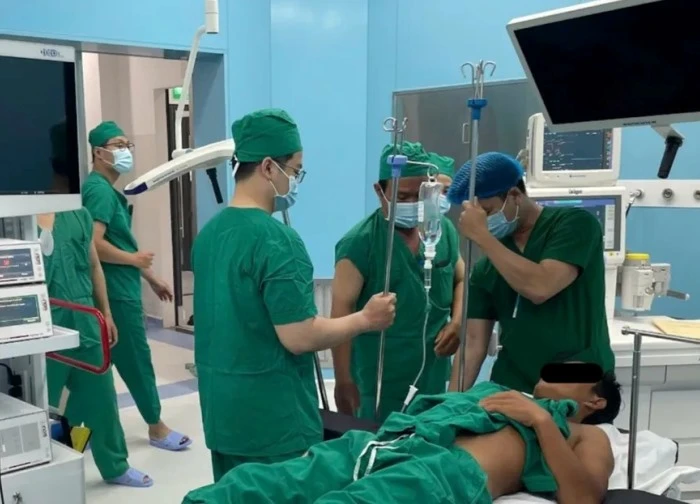Côn Đảo: Lần đầu tiên thực hiện phẫu thuật nội soi cho bệnh nhân