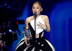 Sao nữ quốc tế hủy show tại Việt Nam liên tục bị chê "làm màu", phản ứng một cách khó hiểu khi máy quay lia tới