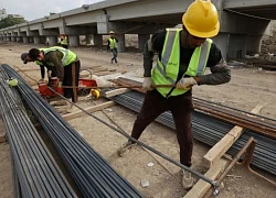 Sập cầu đang xây ở Iraq khiến nhiều người thương vong