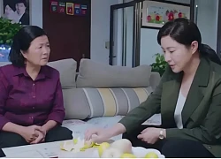 Thấy con gái xách vali về, tôi bực bội dẫn con quay lại nhà chồng, nào ngờ bà thông gia chốt một câu khiến tôi tối tăm mặt mũi