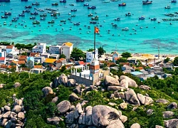 Theo chân thợ lặn tự do khám phá thế giới đại dương huyền ảo tại Gia Lai