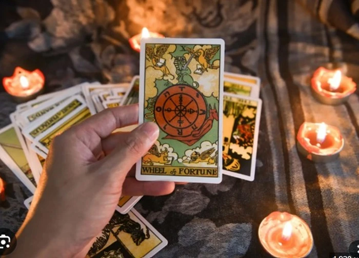Trải bài Tarot đặc biệt: Con đường tài lộc 4 tháng cuối năm mở ra thế nào?